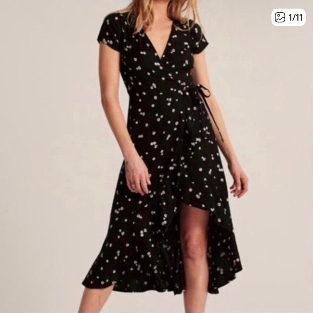 Abercrombie & Fitch Black Floral Wrap Dress
